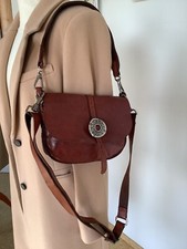 Campomaggi Venezia Tasche Leder Herbstfarbe Braun crossbody 2 Gurte