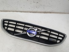 VOLVO V40 T2 R-Design E6 4