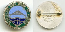 Schwesternbrosche : Sunderland Area School of Nursing - emailliert