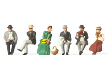 Preiser 12190 Sitzende