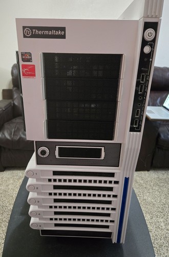 Thermaltake level snow - 10, gt