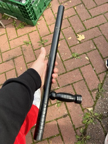 Tonfa polizeistock mit griff - tonfa,