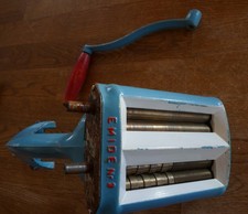 EMIDE Nr 3  Nudelmaschine -