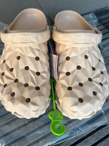 Crocs classic geometric clog - geometric,