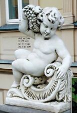  Putte mit Weintrauben (S346)