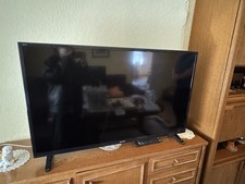 Sharp 48 Zoll- TV, Schwarz