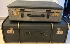 2 antike Reisekoffer