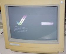 COMMODORE 1085s  - RGB Monitor