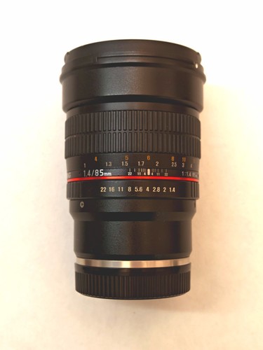Samyang 85mm as if umc - mf,