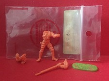 Elastolin 4 cm: Landsknecht, mit Gewehr schießend (Rohling) / 2