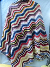 28370. Kuscheldecke Decke Wohndecke Häkeldecke bunt  120 x 140 cm