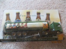 Grell-Modell-Werbe-Kapuziner-Weißbier