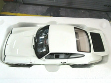 PORSCHE 911 / 964 Carrera 4