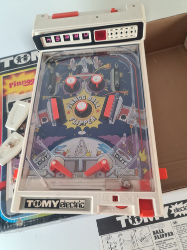 Tomy pingg ball - ball, flipper
