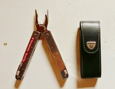 VICTORINOX Swiss tool X