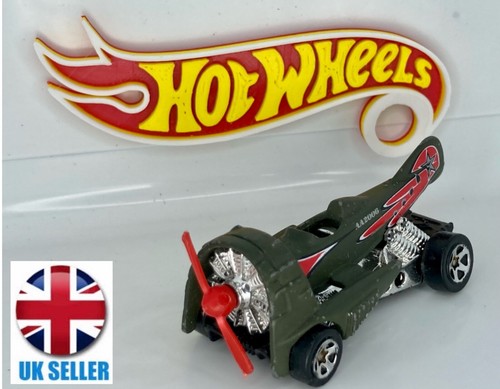 1996 hot wheels dog - dog,