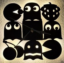 Handgemachte Wanduhr aus Schallplatte mit LED Beleuchtung | leises Uhrwerk