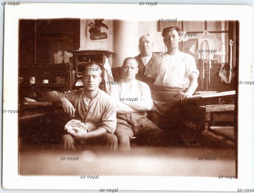 Workers 1933 workshop next - 1933,