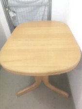 Esstisch, Ausziehtisch ca 8 Personen Holz, QUALITÂT. NUR Abholung. 