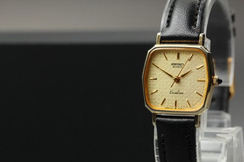 Vintage 1984 seiko - vintage,