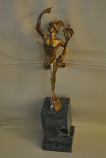 Hermes statue auf marmorsockel - statue,