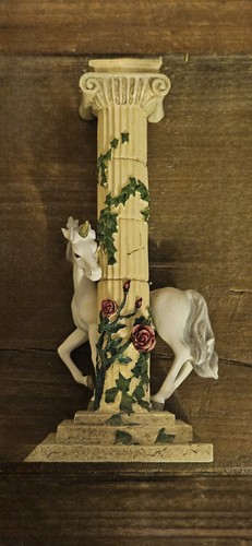 Land the dragons einhorn - the,