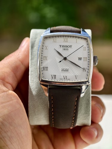 Seltene tissot locle square - le,