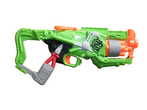 Nerf zombiestrike outbreaker - nerf,