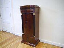Biedermeier Pfeiler Schrank Säule Podest  Mahagoni Halbsäulen gebauchte Tür 1815