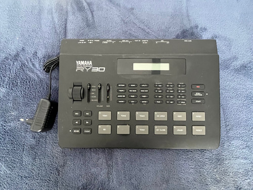 Yamaha ry30 rhythm programmer - yamaha,