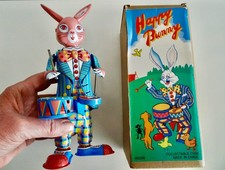 Blechspielzeug: Hase mit