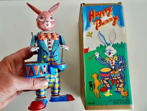 Blechspielzeug hase mit - hase,