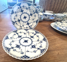 Royal Copenhagen Beilagenteller blau geriffelt Vollspitze 1088 x 3