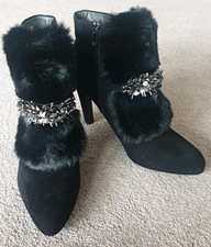 Luxuriöse  Damen Lederstiefeletten  High Heel in Gr.6 1/2, nagelneu!!!