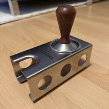 Bezzera Holztamper 58mm mit Edelstahlstation Holztamper und Blindsieb