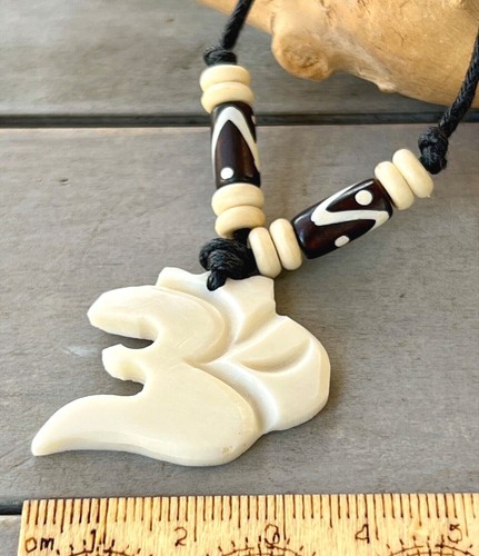 Kette anhänger symbol yak - om,
