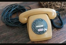 Altes Telefon Wählscheibe Senffarbe  FeTAp 611-2     04.1977