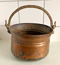 Alter  Kupfer Kessel , Feuertopf am Henkel mit Verzierungen