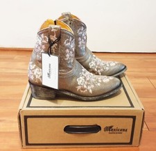 ✨ Bestickte Westernstiefel