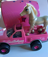 Pferd + Pferdeanhänger