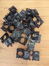 Kontaktelemente für Leuchtmelder/Drucktaster