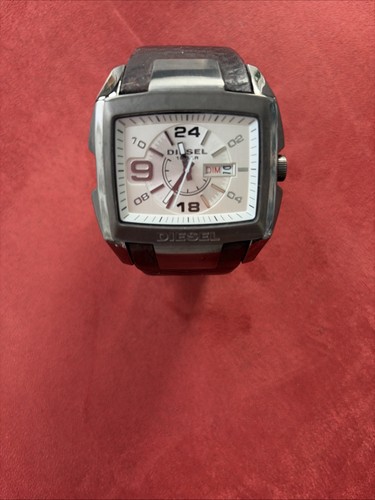 Original diesel uhr aus - diesel,