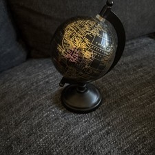 Dekorativer Globus für den