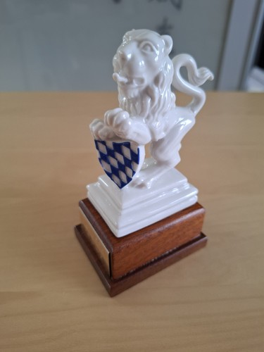Porzellanfigur löwe - porzellanfigur,