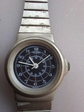 Continental kleine elegante Uhr Damen silbern Modell 2547 mit Armband Vintage