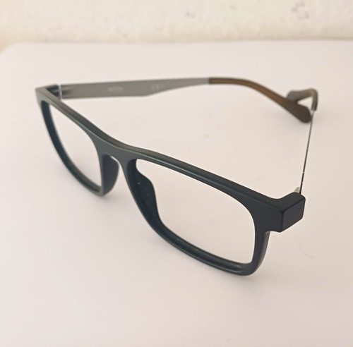 Boss 1075 003 - boss,