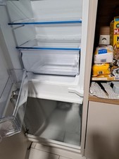 Ich Verkaufe Mein Einbau Kühlgefrierkombination  Die Ich Nur  6 Monate  Benutz.