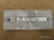 Sicherheitsleuchte Wand-Deckenlampe 11 Watt Sparlampe B,A,G, EVG EBS16 6-16 Watt