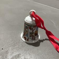 Hutschenreuther Porzellanglocke Weihnachtsglocke 2004