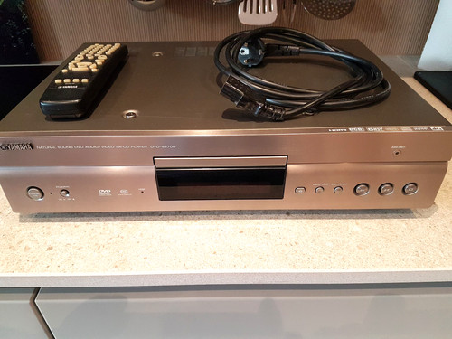 Yamaha dvd s2700 player - dvd-s2700,